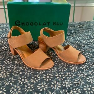 Chocolate Blu Margaret Sandals Size 9